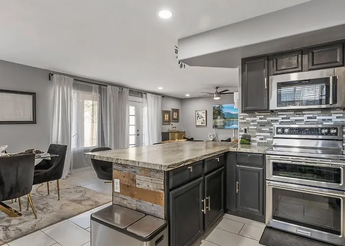 Holiday home Spacious Entire 4b & 2.5b In Arizona