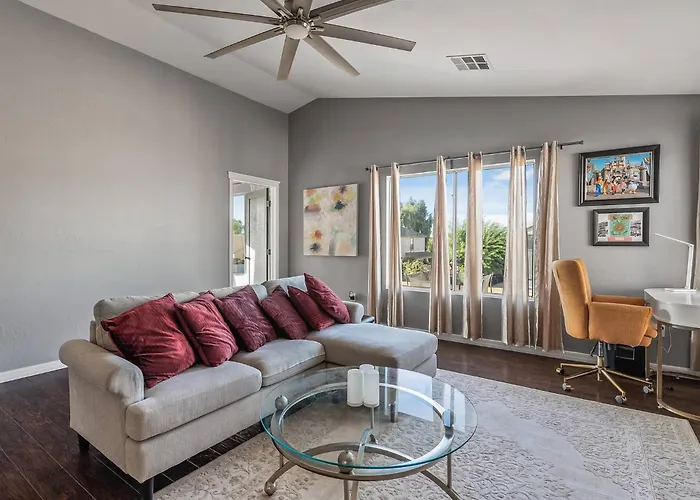 Spacious Entire 4b & 2.5b In Arizona Holiday home *