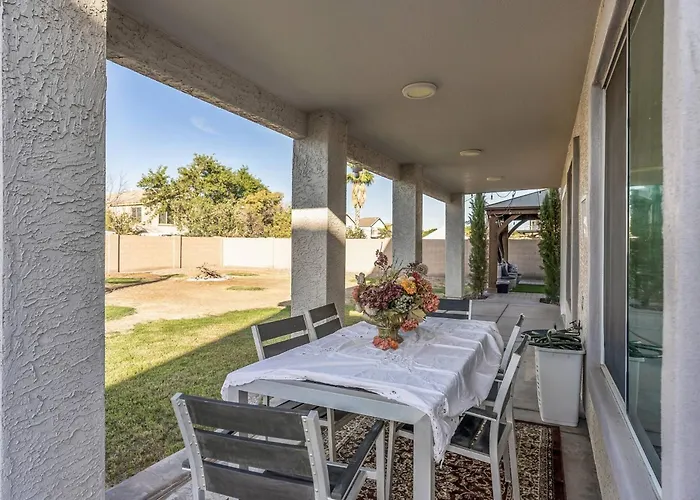 Spacious Entire 4b & 2.5b In Arizona Avondale