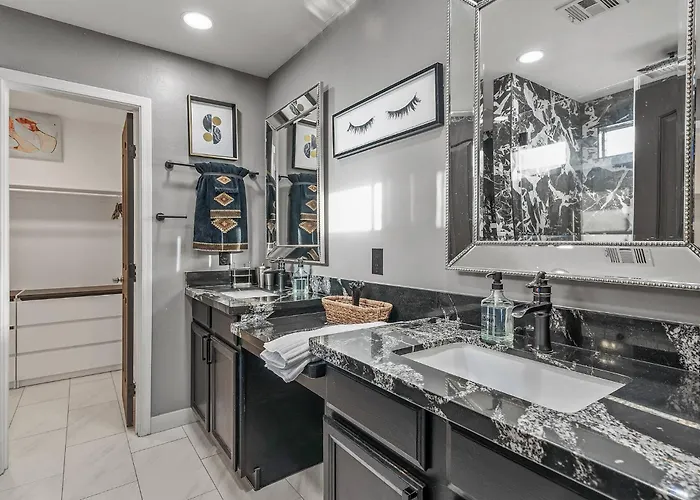 Spacious Entire 4b & 2.5b In Arizona Holiday home *