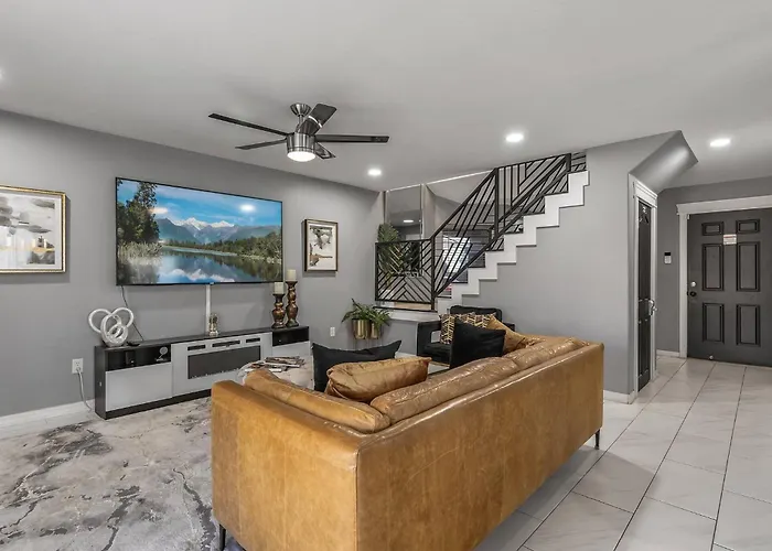 Spacious Entire 4b & 2.5b In Arizona Holiday home