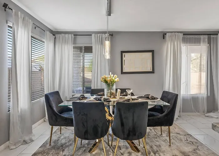 Spacious Entire 4b & 2.5b In Arizona *